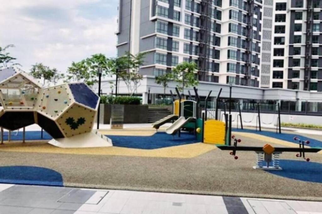 Kenwingston Cyberjaya Free Wifi By Premium Stay Exterior foto